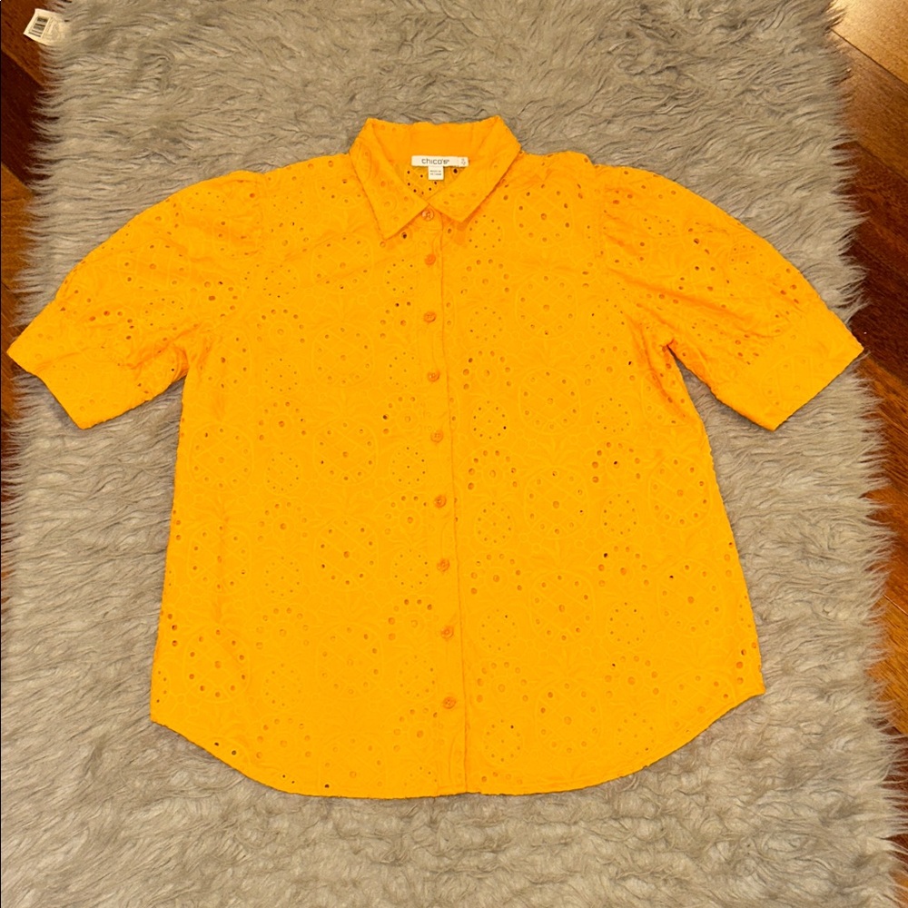 Chico's Orange Pineapple Eyelet Button Down Short Sleeve Shirt‎